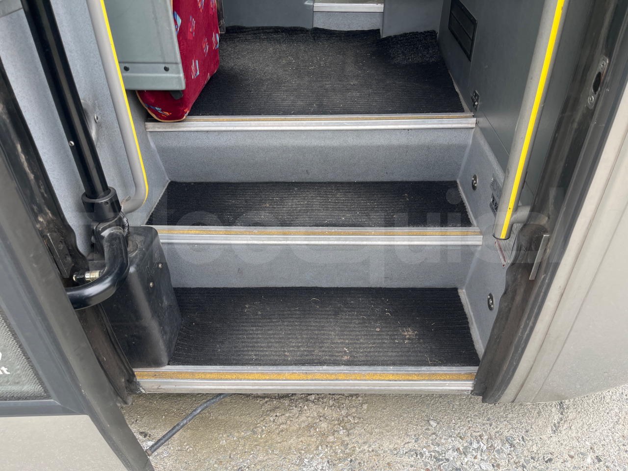 Bmc Sanayi Ticaret - Туристически автобус: снимка 1 Bmc Sanayi Ticaret - Туристически автобус: снимка 1