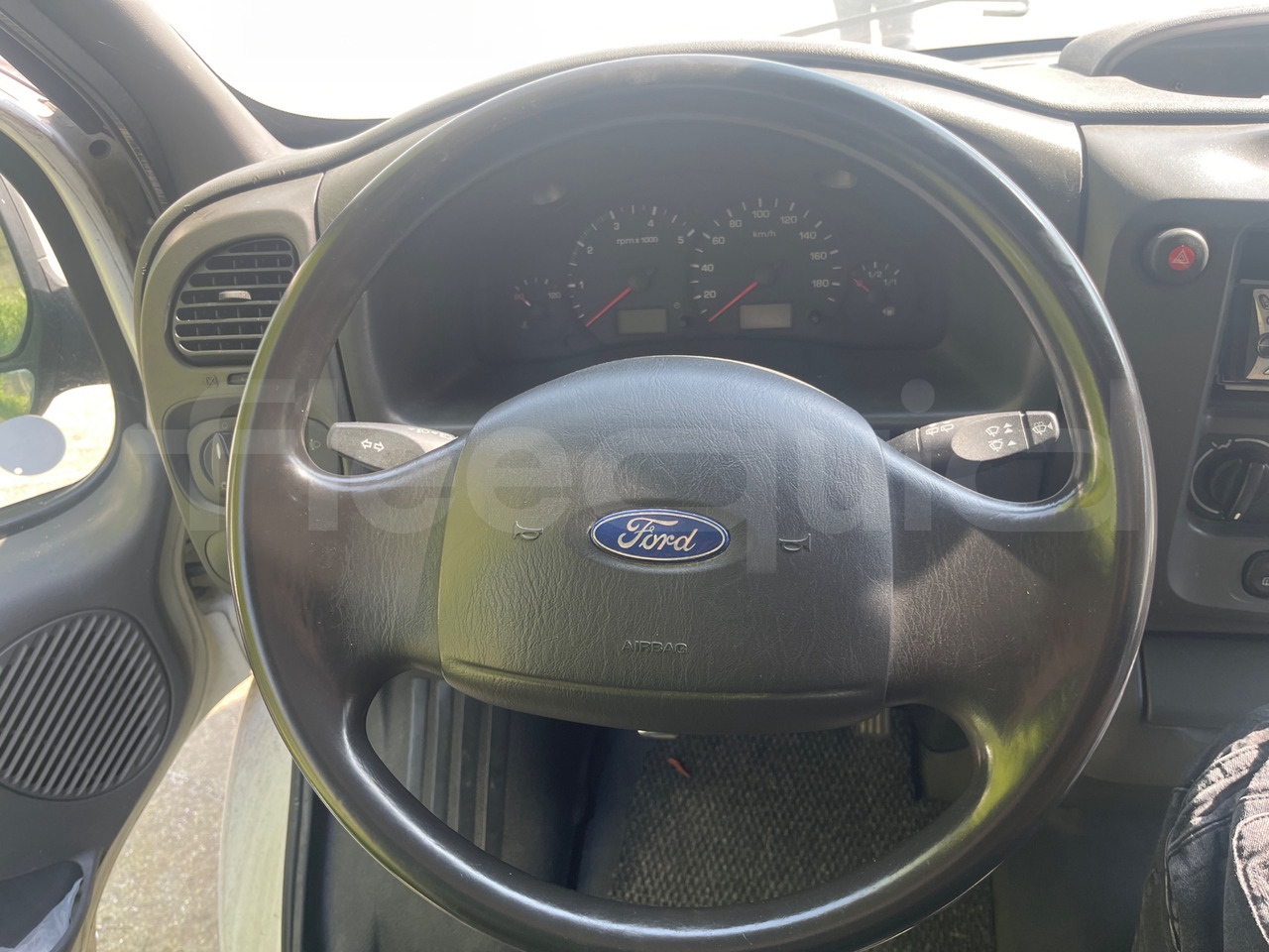Bundle di 4 mezzi Ford - Transit Tourneo Ford - Transit Tourneo Ford - Transit Ford - Transit Tourneo - Микробус, Пътнически бус: снимка 3 Bundle di 4 mezzi Ford - Transit Tourneo Ford - Transit Tourneo Ford - Transit Ford - Transit Tourneo - Микробус, Пътнически бус: снимка 3