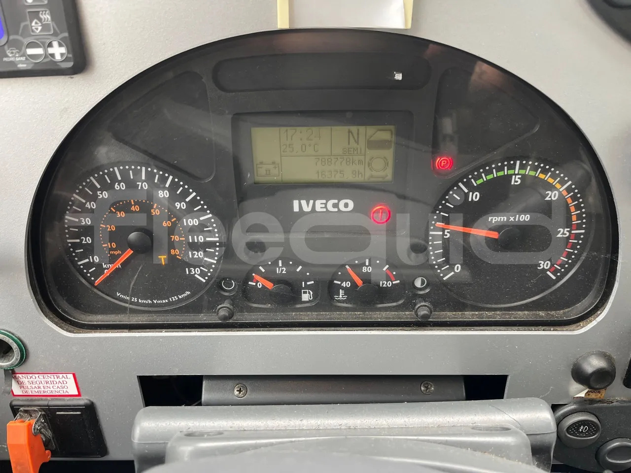 Irisbus 397E.12 - Туристически автобус: снимка 3 Irisbus 397E.12 - Туристически автобус: снимка 3