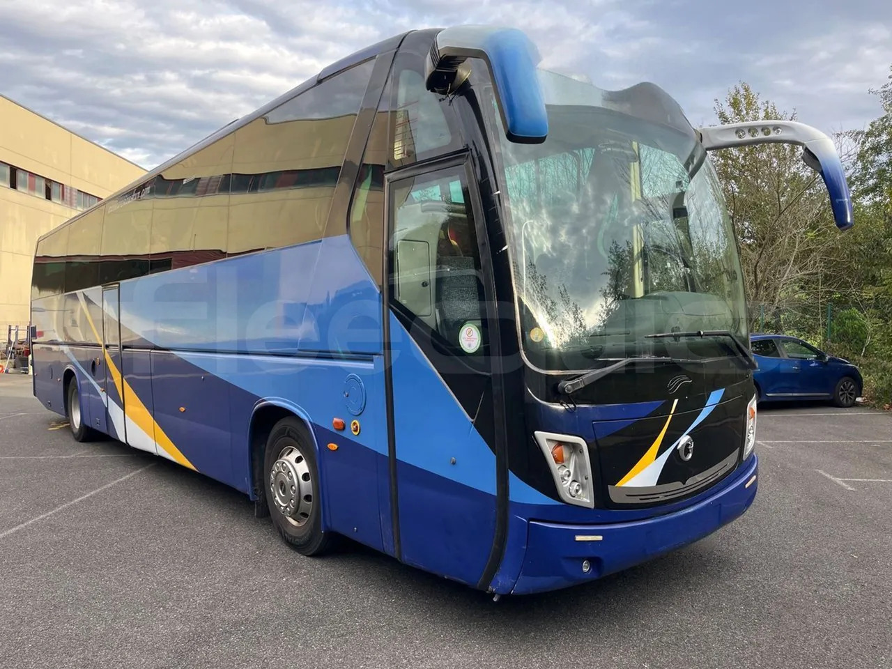 Irisbus 397E.12 - Туристически автобус: снимка 1 Irisbus 397E.12 - Туристически автобус: снимка 1