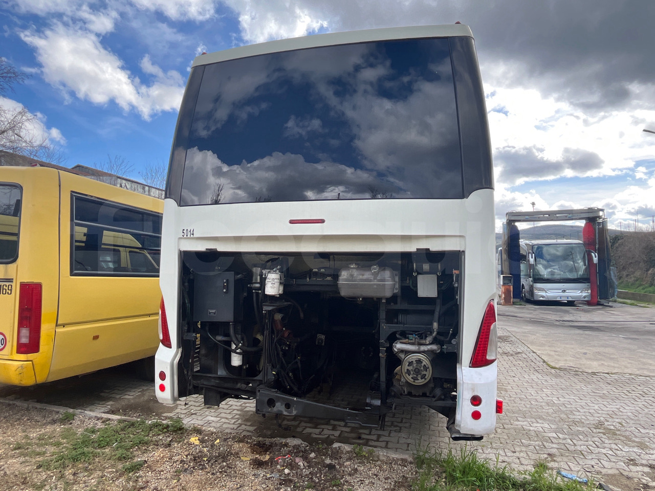 Irisbus New Domino - Туристически автобус: снимка 4 Irisbus New Domino - Туристически автобус: снимка 4