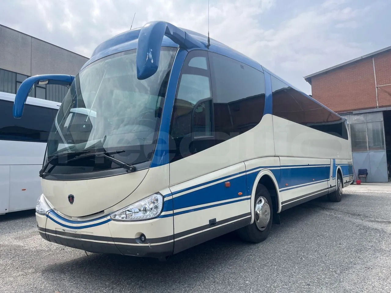 Irizar Scania - Туристически автобус: снимка 3 Irizar Scania - Туристически автобус: снимка 3