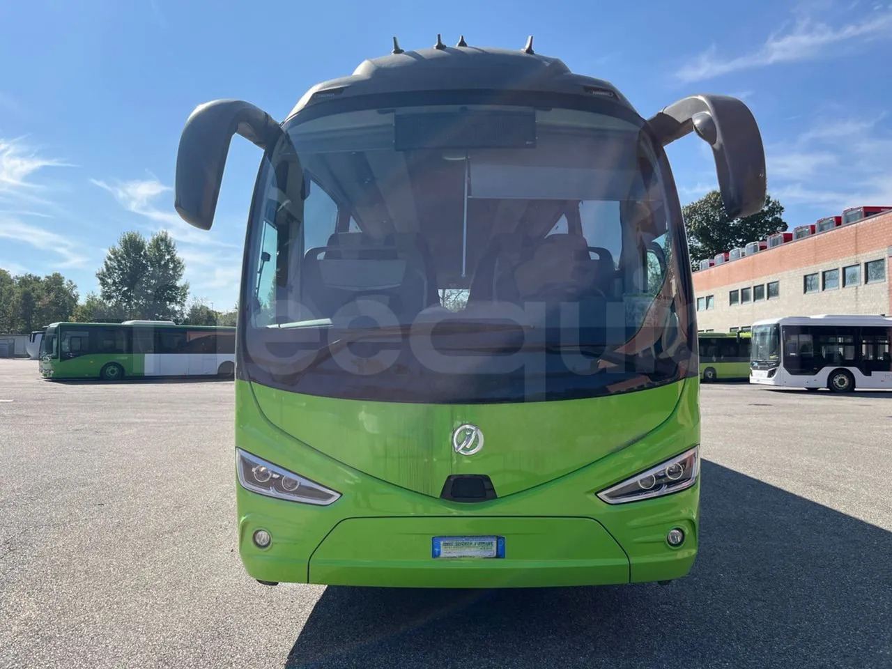 Irizar i6 - Туристически автобус: снимка 2 Irizar i6 - Туристически автобус: снимка 2