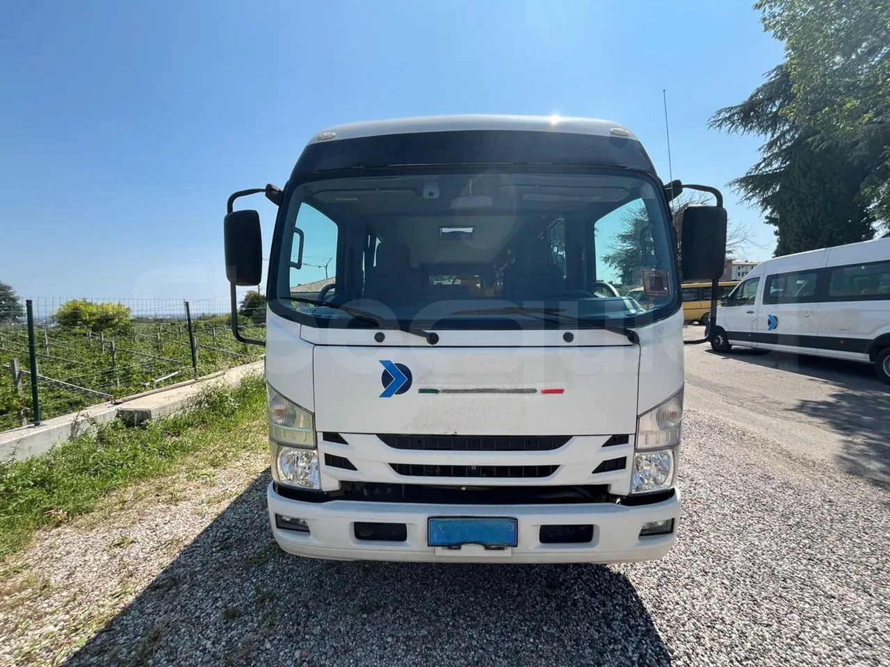 Isuzu P65 - Училищен автобус: снимка 2 Isuzu P65 - Училищен автобус: снимка 2