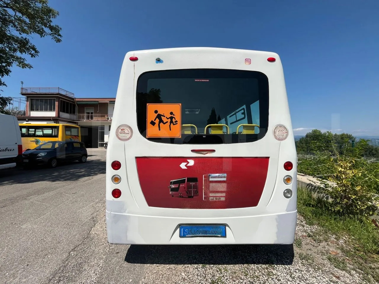 Isuzu P65 - Училищен автобус: снимка 5 Isuzu P65 - Училищен автобус: снимка 5