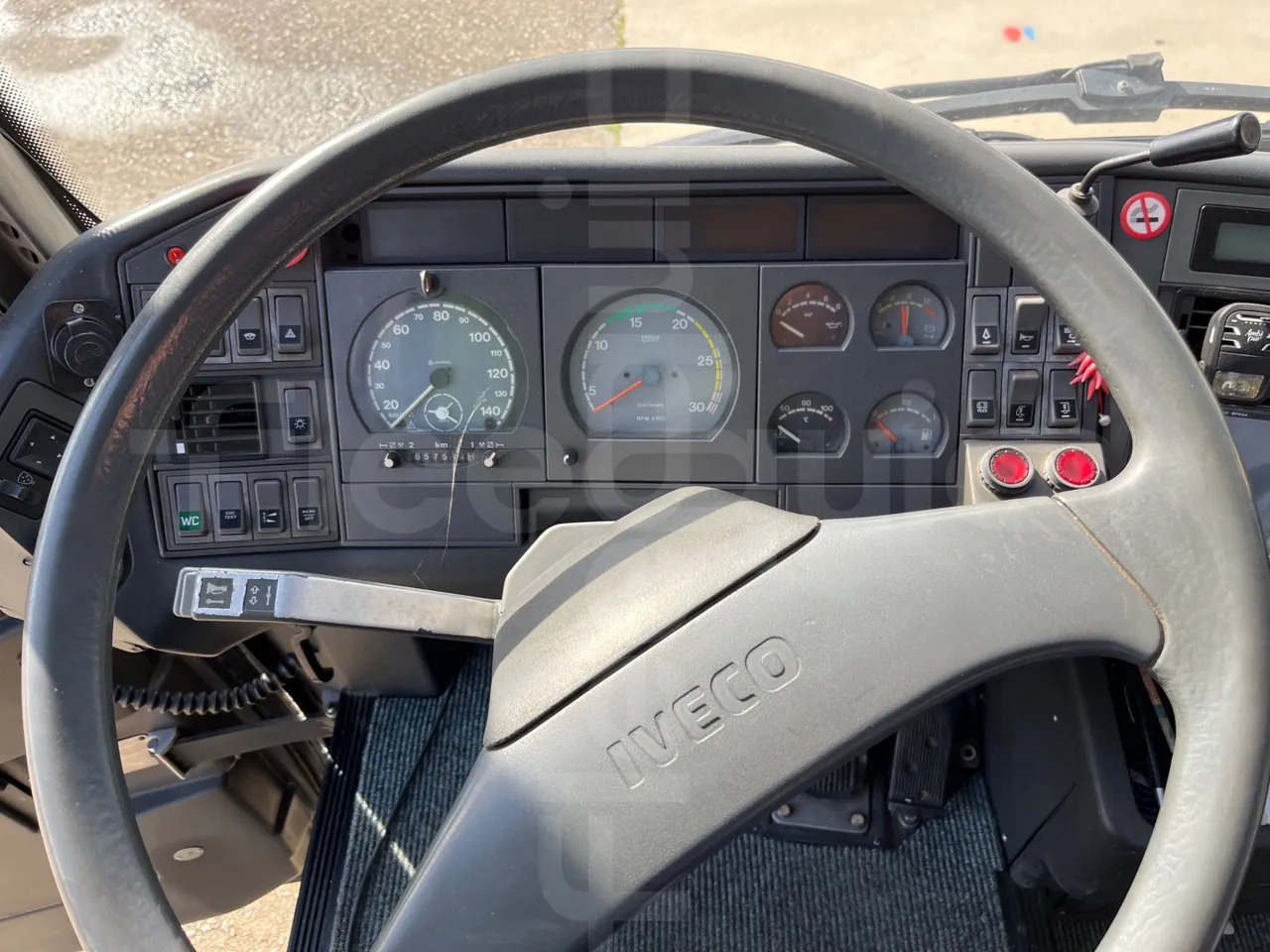 Iveco 380 - Туристически автобус: снимка 3 Iveco 380 - Туристически автобус: снимка 3