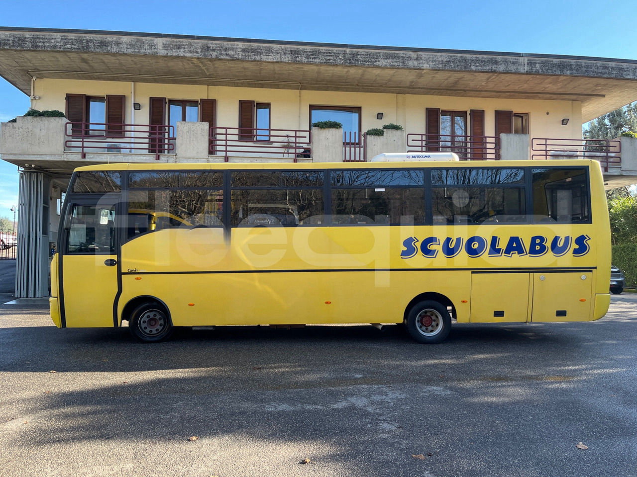 Училищен автобус Iveco Carvin: снимка 6 Училищен автобус Iveco Carvin: снимка 6