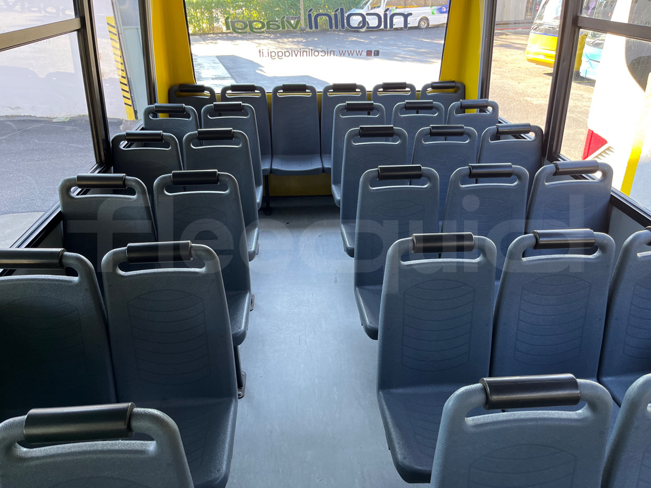 Училищен автобус Iveco Carvin: снимка 20 Училищен автобус Iveco Carvin: снимка 20