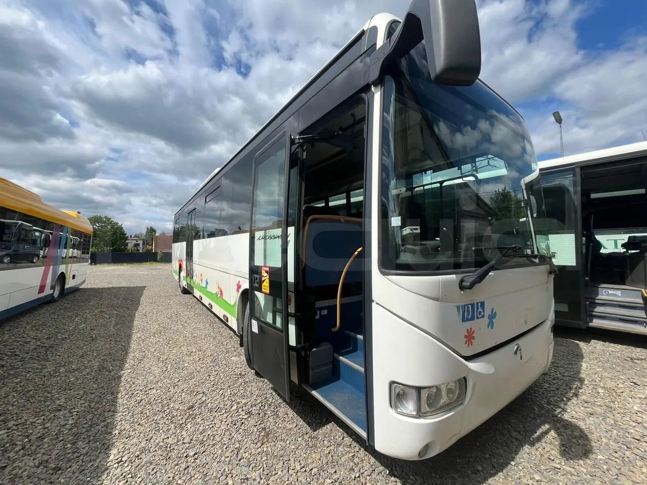 Iveco Crossway - Междуградски автобус: снимка 1 Iveco Crossway - Междуградски автобус: снимка 1