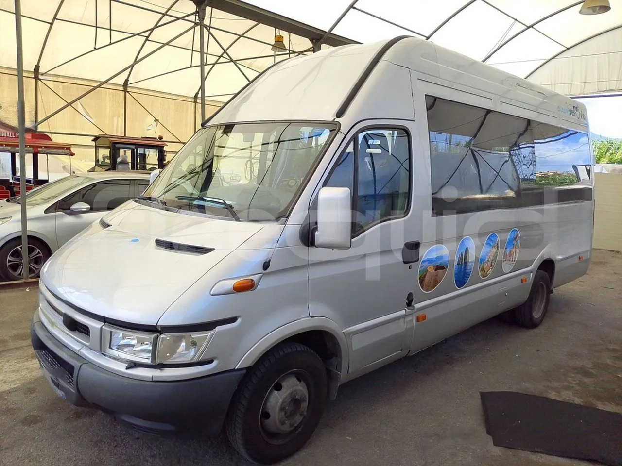 Iveco Daily - Микробус, Пътнически бус: снимка 4 Iveco Daily - Микробус, Пътнически бус: снимка 4