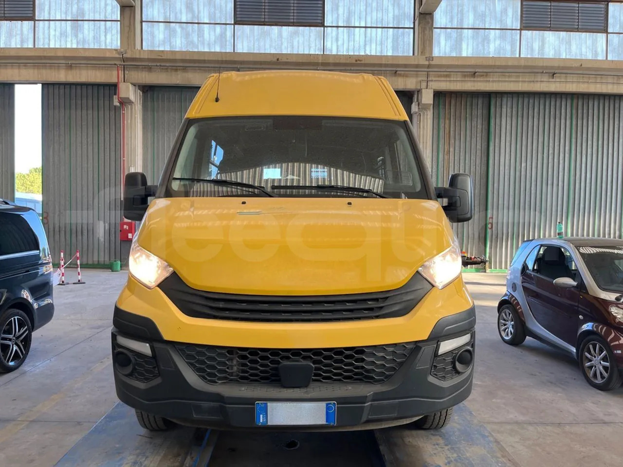 Iveco Daily - Училищен автобус: снимка 2 Iveco Daily - Училищен автобус: снимка 2
