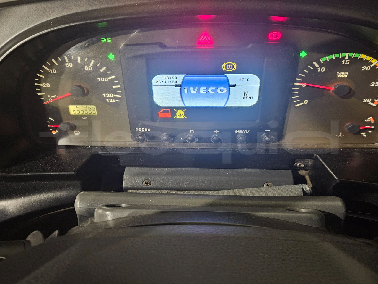 Iveco Magelys - Туристически автобус: снимка 3 Iveco Magelys - Туристически автобус: снимка 3