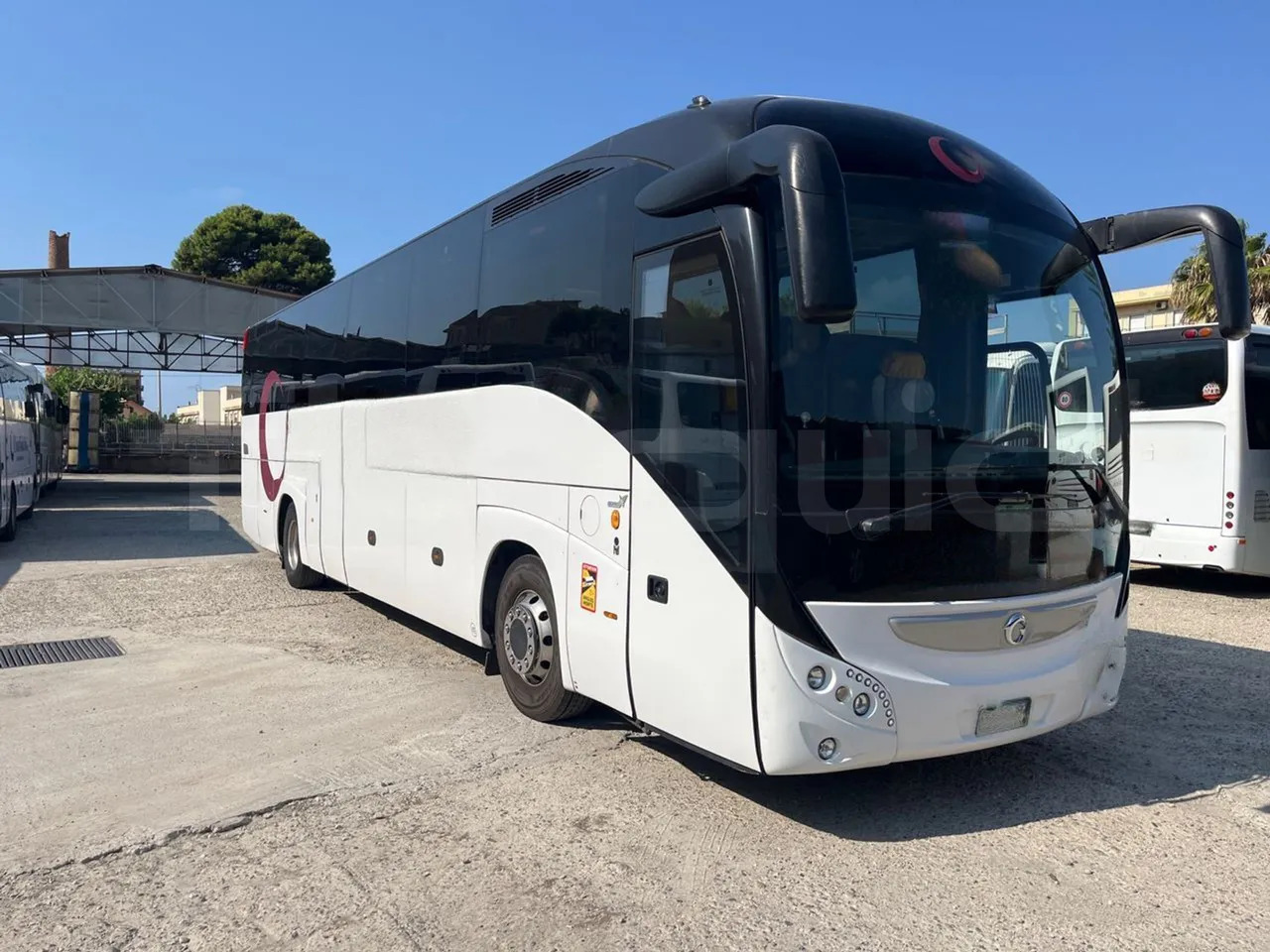 Iveco Magelys - Туристически автобус: снимка 1 Iveco Magelys - Туристически автобус: снимка 1