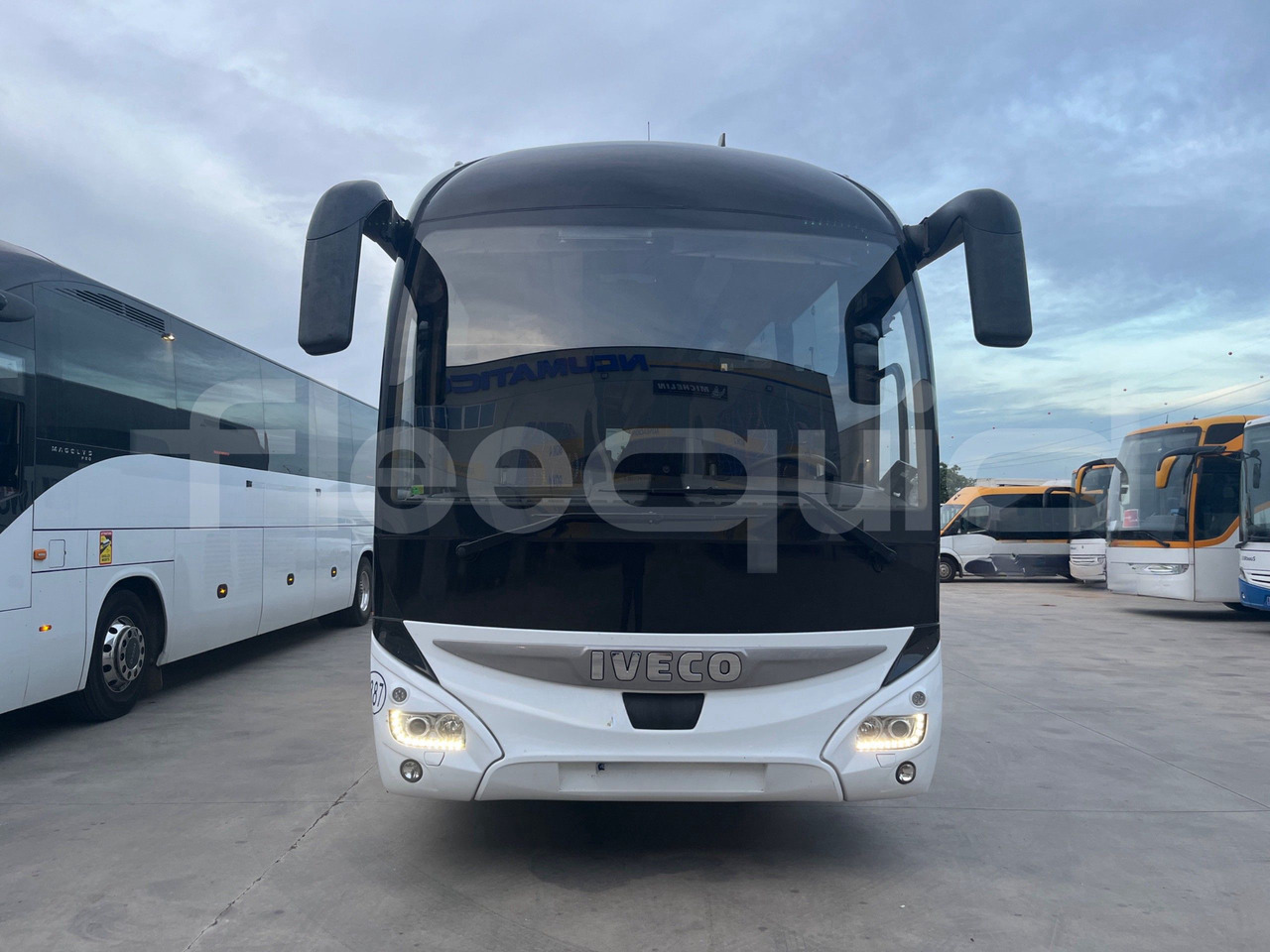 Iveco Magelys - Туристически автобус: снимка 2 Iveco Magelys - Туристически автобус: снимка 2