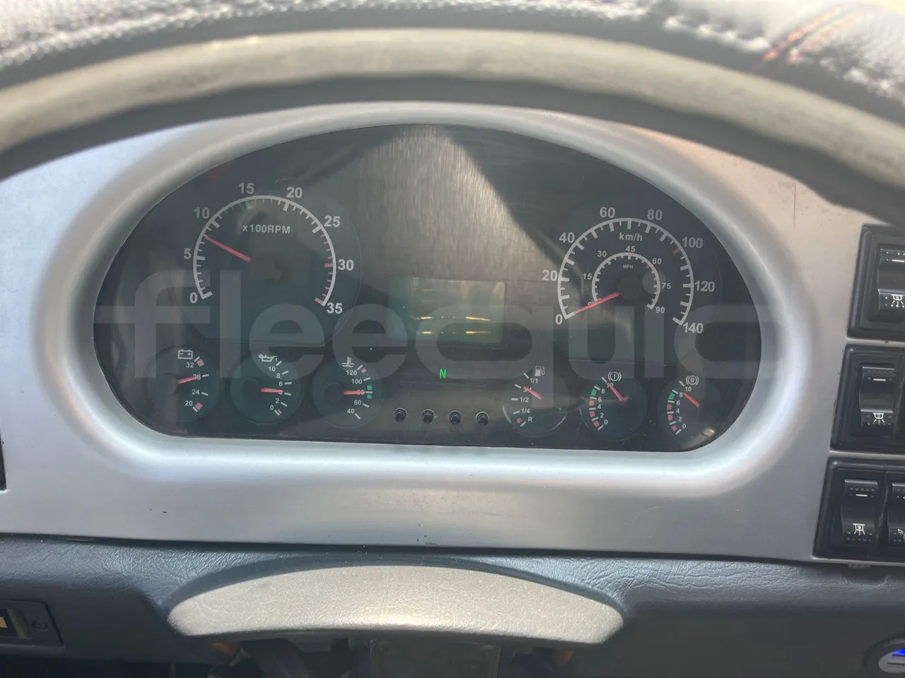 King Long XMQ6800 - Училищен автобус: снимка 3 King Long XMQ6800 - Училищен автобус: снимка 3