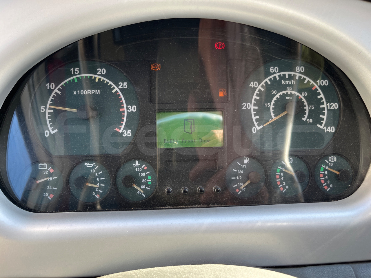 King Long XMQ6900 - Туристически автобус: снимка 3 King Long XMQ6900 - Туристически автобус: снимка 3