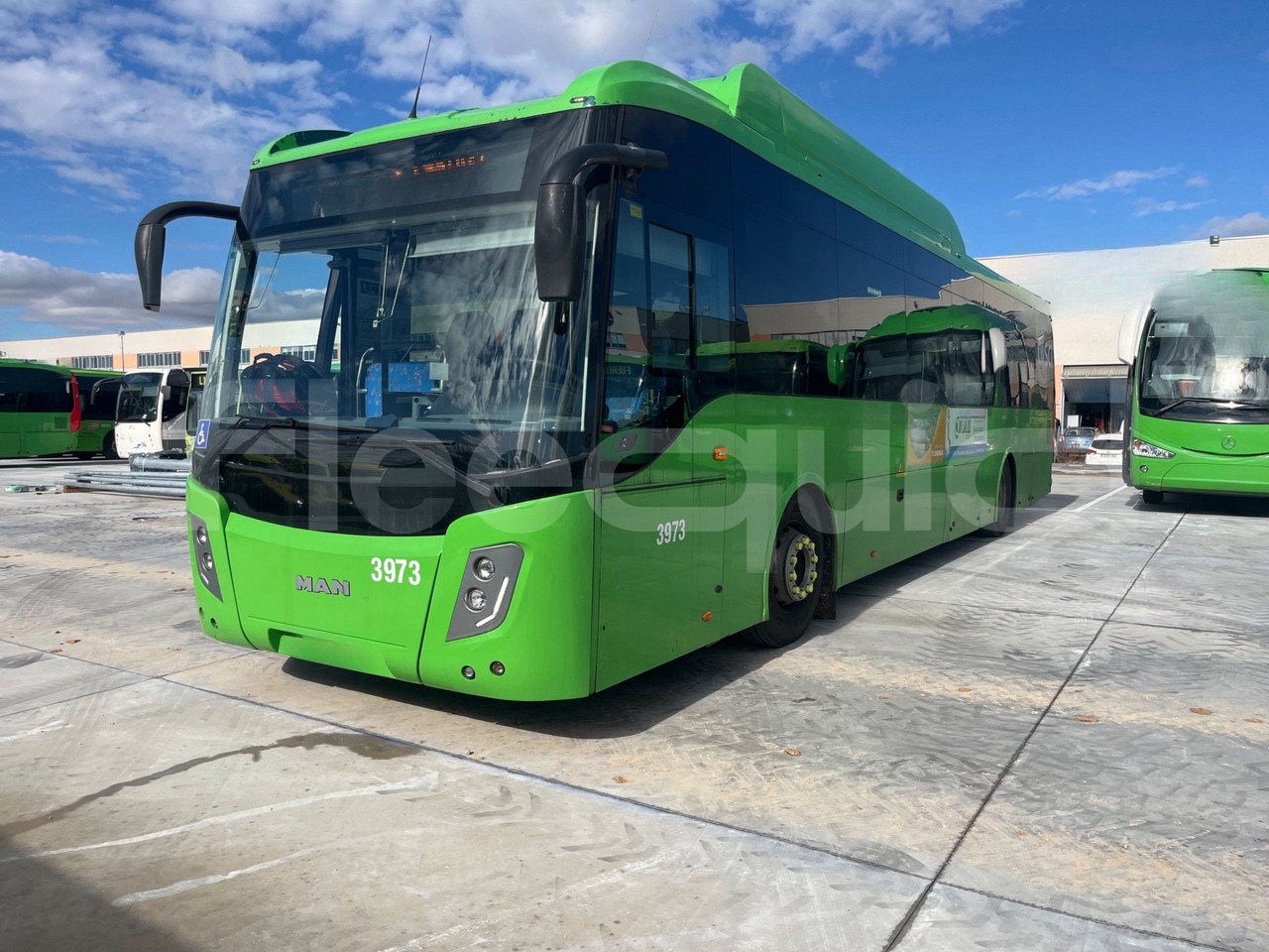 Man Castrosua - Междуградски автобус: снимка 4 Man Castrosua - Междуградски автобус: снимка 4