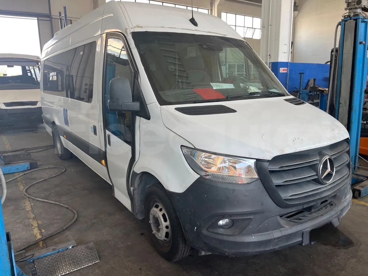 Mercedes-Benz Sprinter - Междуградски автобус: снимка 1 Mercedes-Benz Sprinter - Междуградски автобус: снимка 1