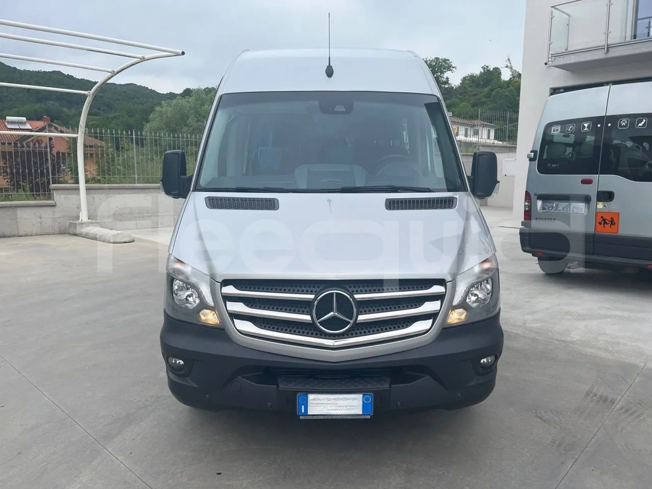 Mercedes-Benz Sprinter - Микробус, Пътнически бус: снимка 2 Mercedes-Benz Sprinter - Микробус, Пътнически бус: снимка 2