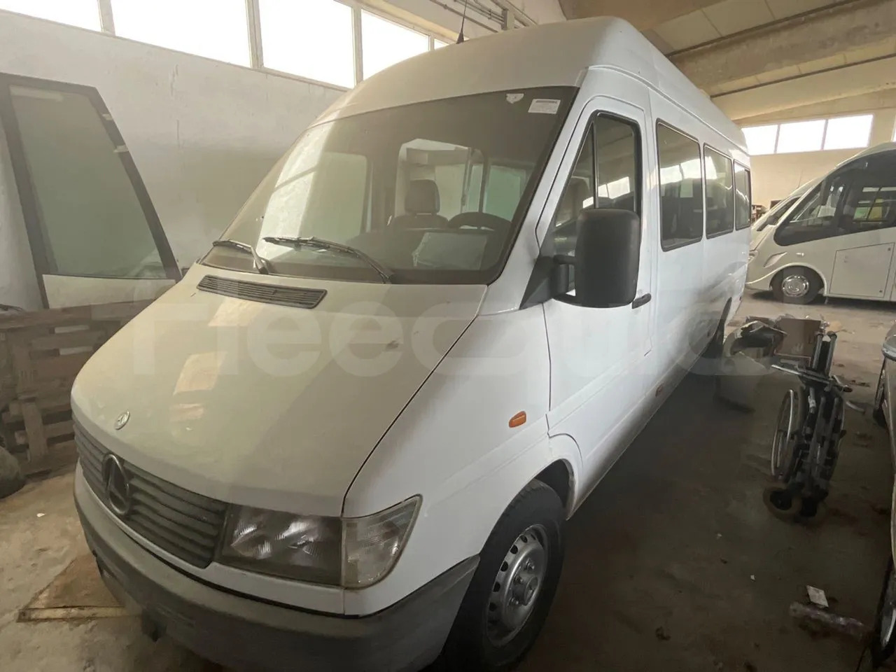 Mercedes-Benz Sprinter - Междуградски автобус: снимка 4 Mercedes-Benz Sprinter - Междуградски автобус: снимка 4
