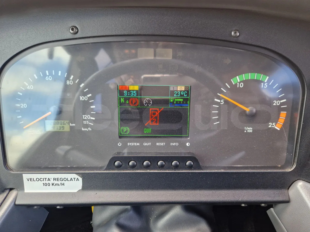 Mercedes-Benz Tourismo - Туристически автобус: снимка 3 Mercedes-Benz Tourismo - Туристически автобус: снимка 3