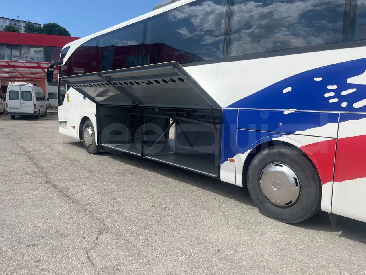 Mercedes-Benz Tourismo - Туристически автобус: снимка 5 Mercedes-Benz Tourismo - Туристически автобус: снимка 5