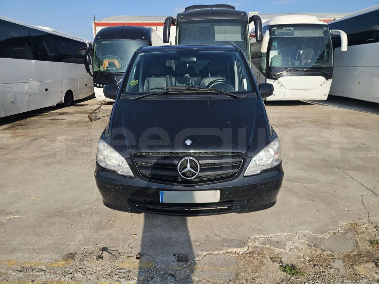 Mercedes-Benz Vito Tourer - Микробус, Пътнически бус: снимка 2 Mercedes-Benz Vito Tourer - Микробус, Пътнически бус: снимка 2