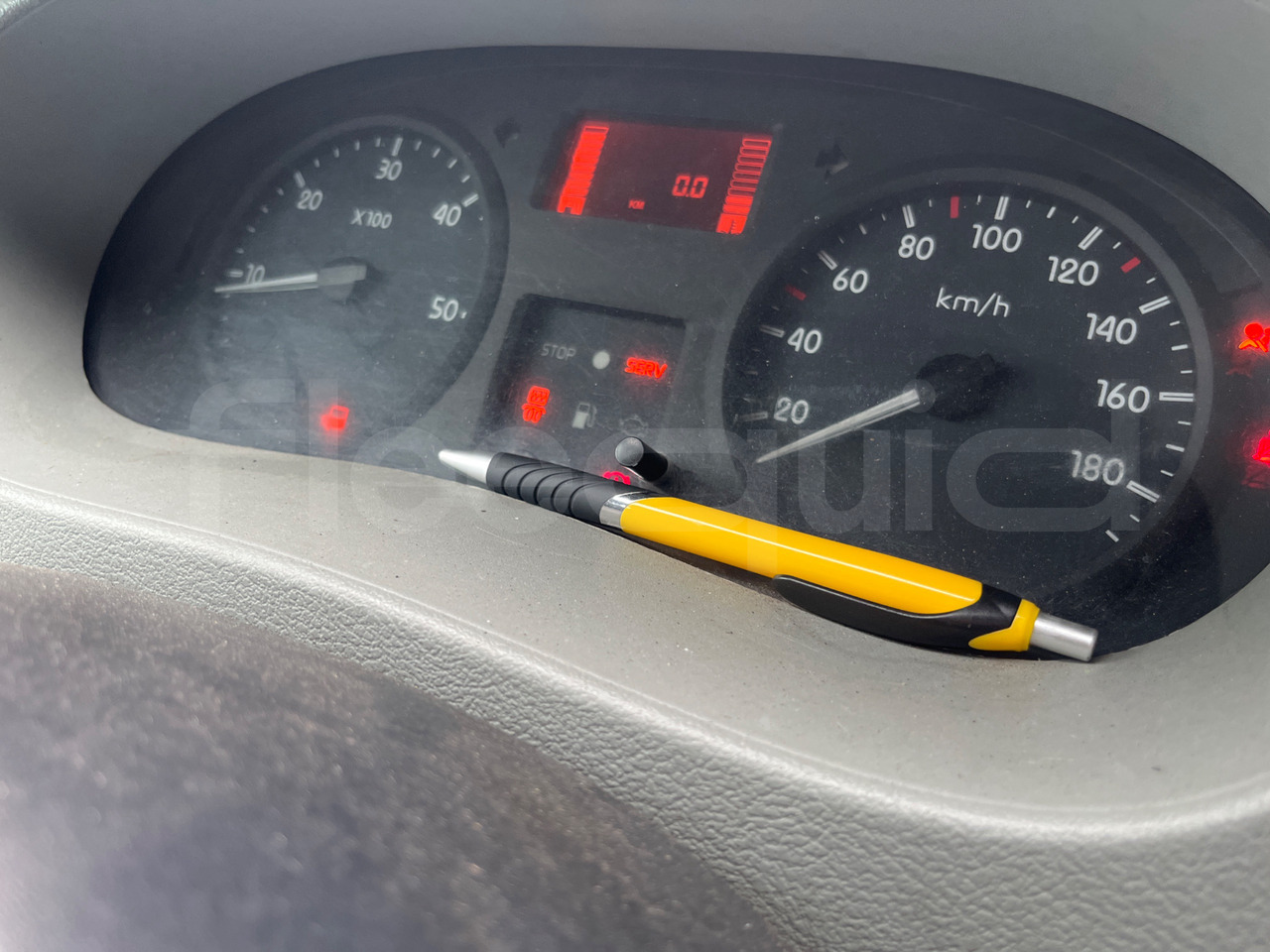 Nissan Interstar - Междуградски автобус: снимка 3 Nissan Interstar - Междуградски автобус: снимка 3