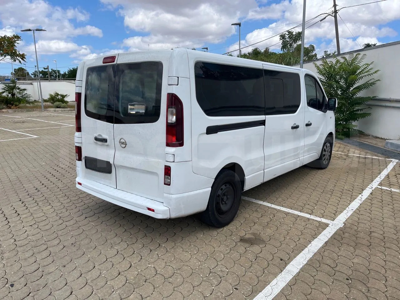 Междуградски автобус Opel Vivaro - B: снимка 11 Междуградски автобус Opel Vivaro - B: снимка 11