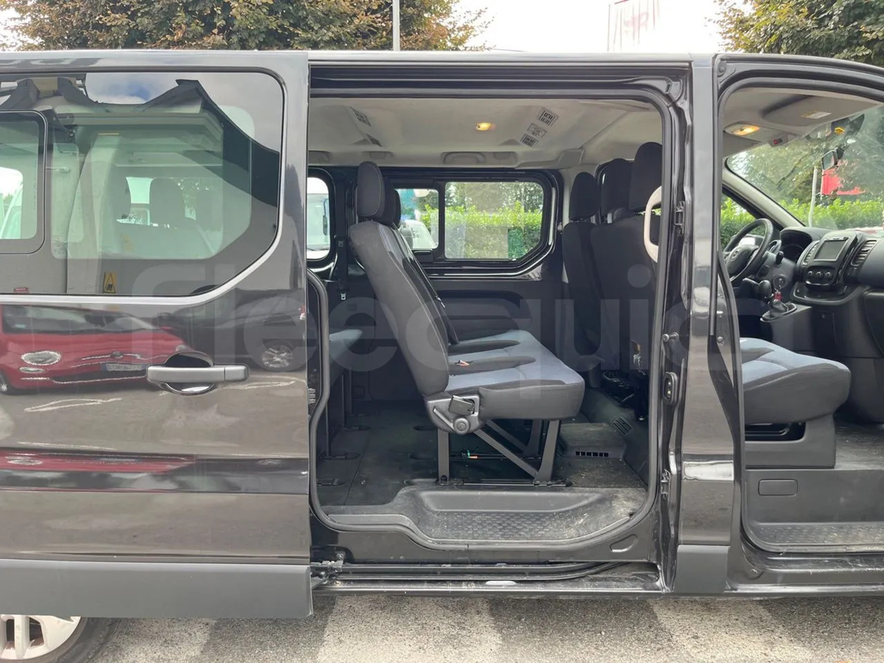 Междуградски автобус Opel Vivaro - B: снимка 16 Междуградски автобус Opel Vivaro - B: снимка 16