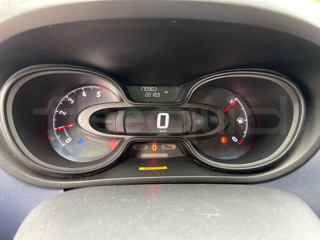 Opel Vivaro - B - Пътнически бус: снимка 3 Opel Vivaro - B - Пътнически бус: снимка 3