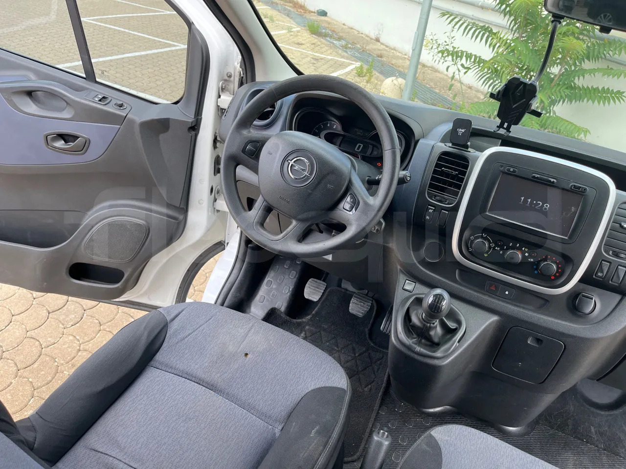 Междуградски автобус Opel Vivaro - B: снимка 19 Междуградски автобус Opel Vivaro - B: снимка 19