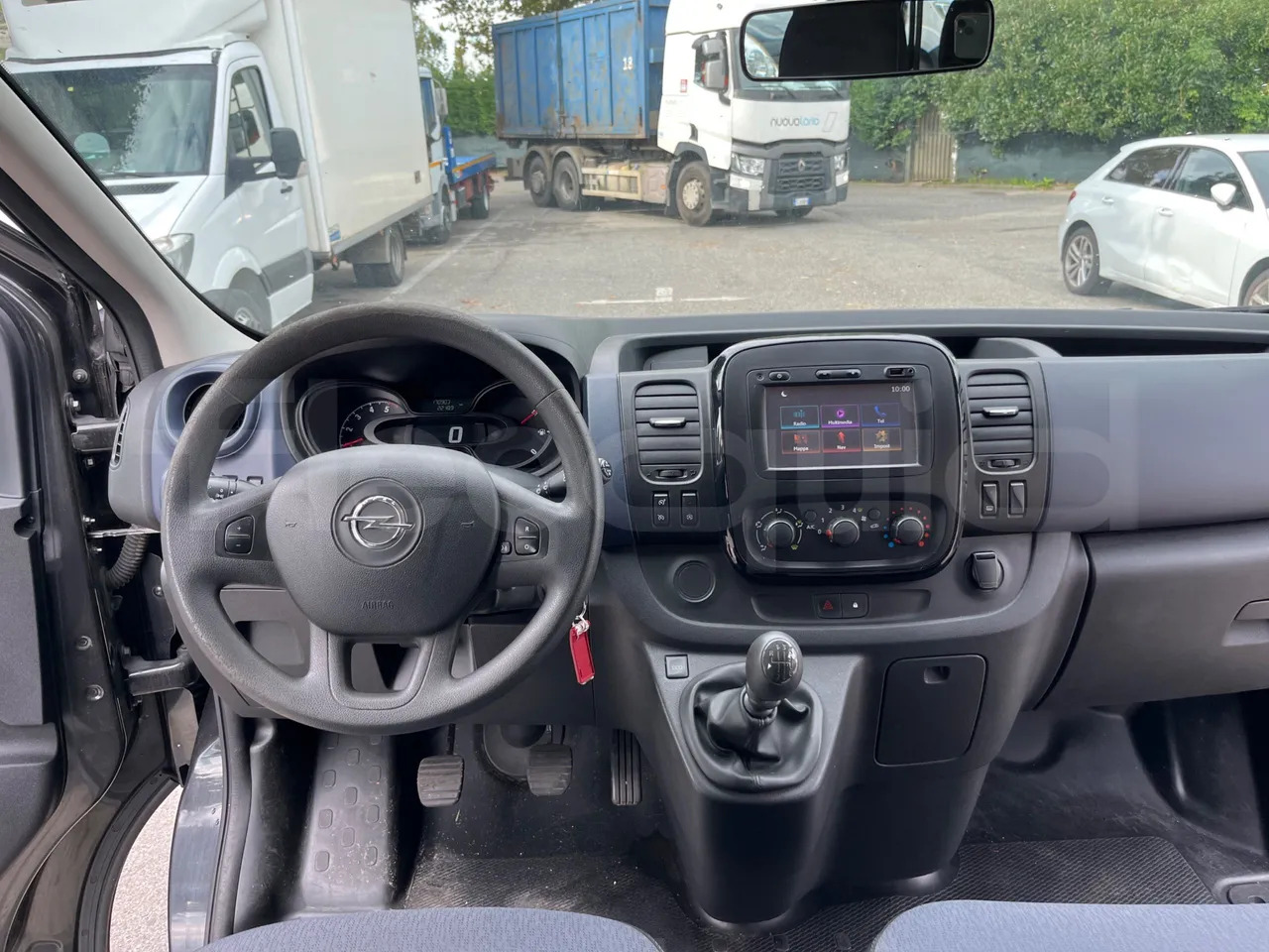 Междуградски автобус Opel Vivaro - B: снимка 20 Междуградски автобус Opel Vivaro - B: снимка 20