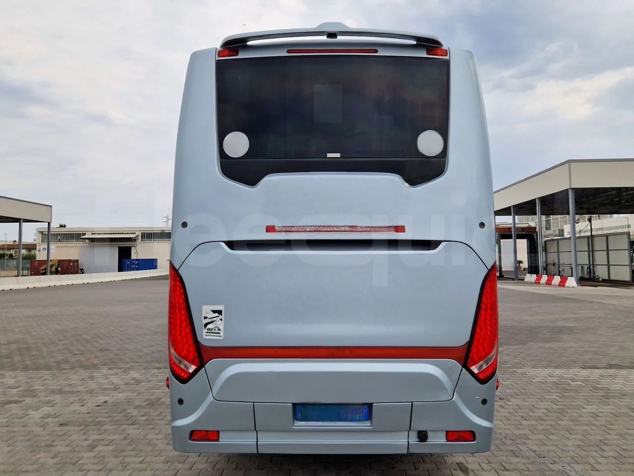 Scania Touring HD - Туристически автобус: снимка 5 Scania Touring HD - Туристически автобус: снимка 5