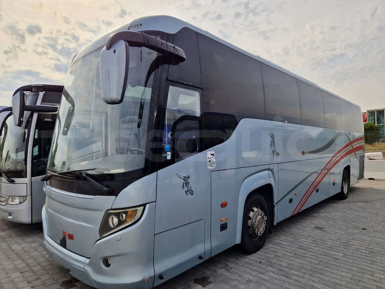 Scania Touring HD - Туристически автобус: снимка 4 Scania Touring HD - Туристически автобус: снимка 4