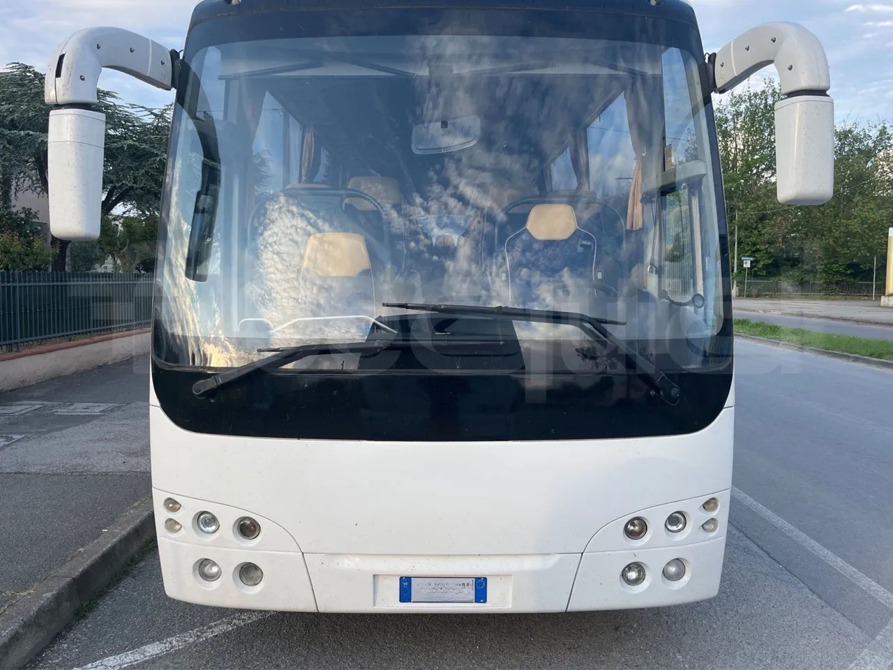 Temsa Safari RD - Туристически автобус: снимка 2 Temsa Safari RD - Туристически автобус: снимка 2