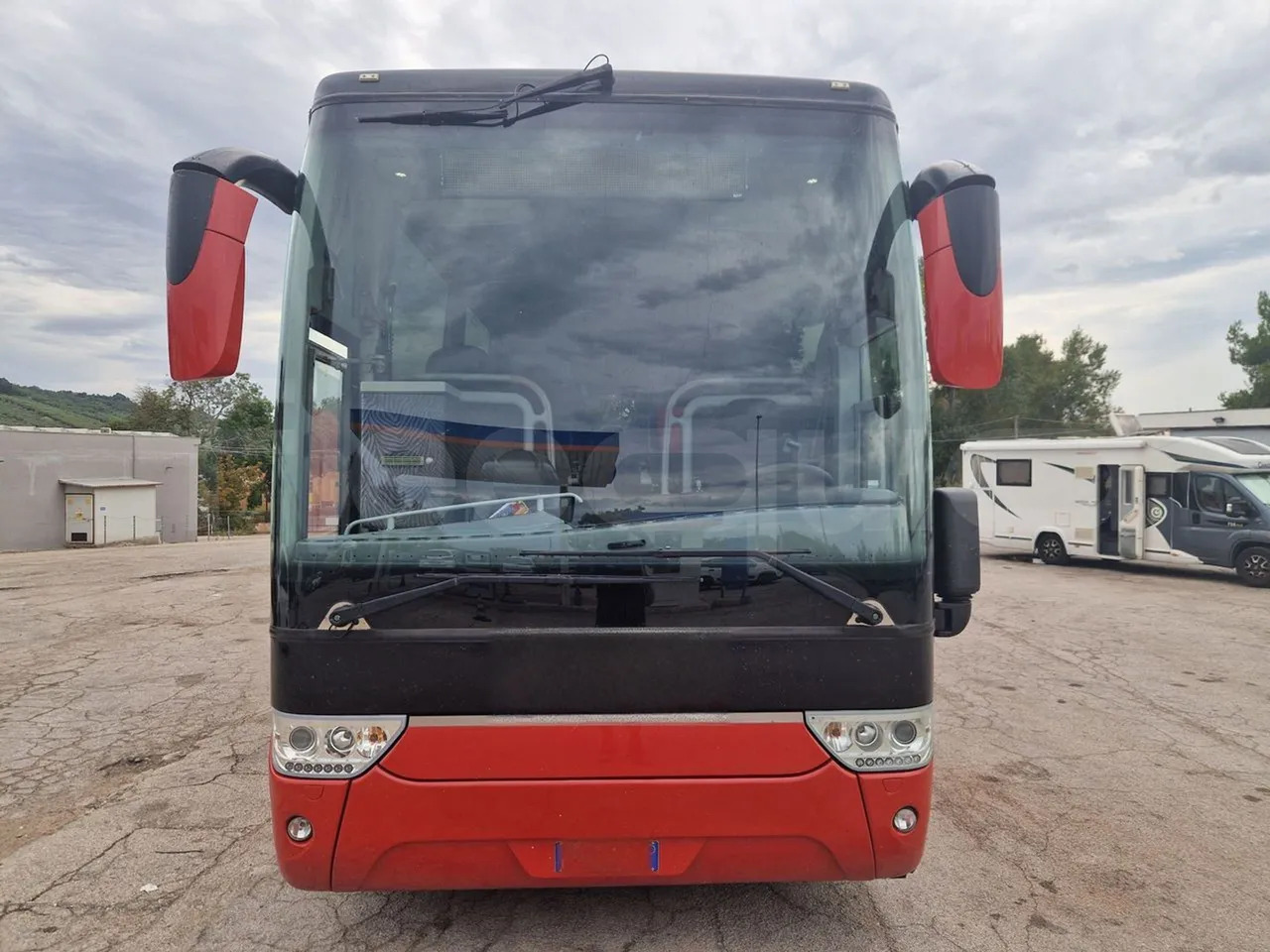 Van Hool Acron - Туристически автобус: снимка 2 Van Hool Acron - Туристически автобус: снимка 2