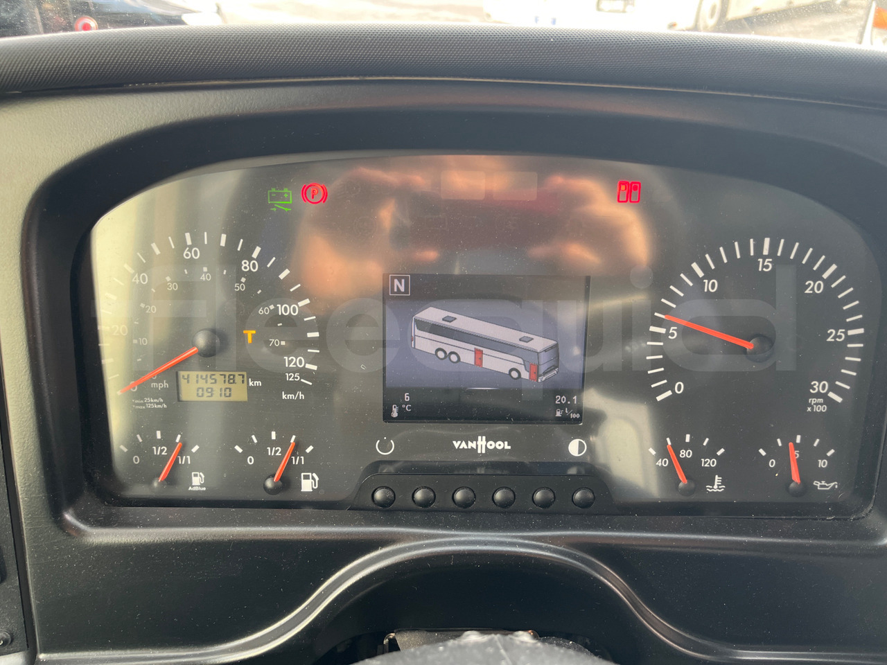 Van Hool Astron - Туристически автобус: снимка 3 Van Hool Astron - Туристически автобус: снимка 3