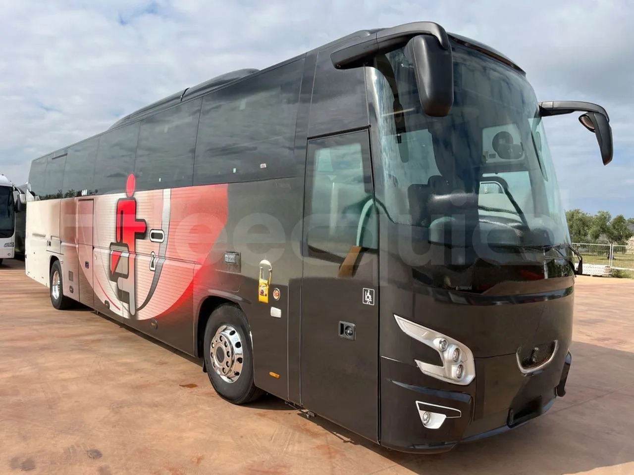 Vdl Futura - Туристически автобус: снимка 1 Vdl Futura - Туристически автобус: снимка 1