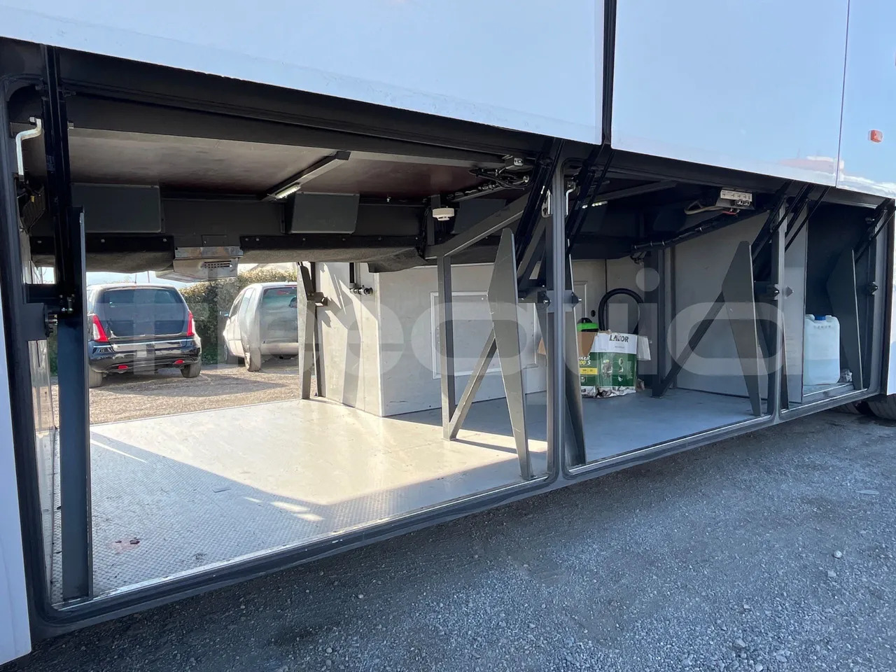 Туристически автобус Volvo 9700: снимка 8