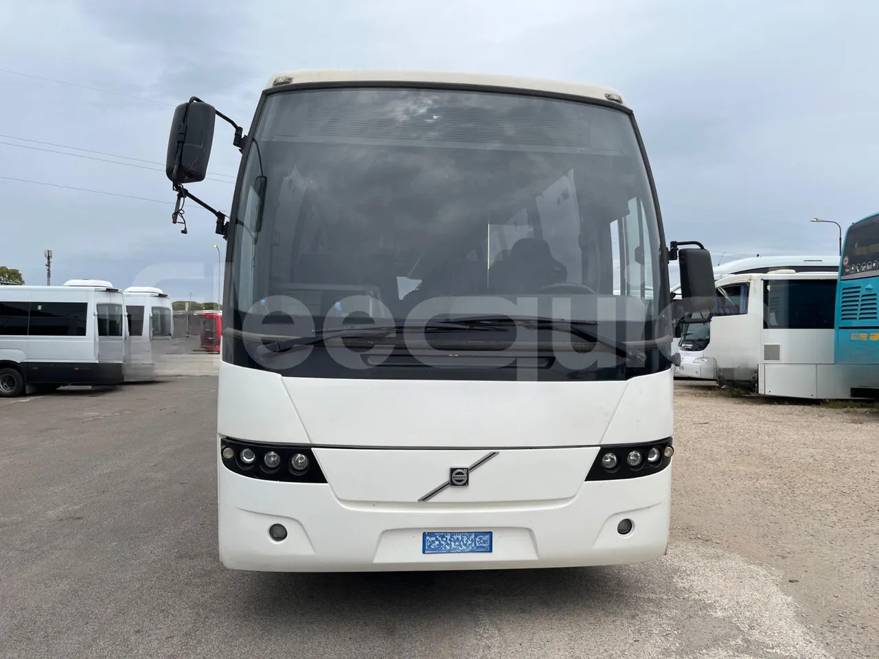 Volvo B12 - Туристически автобус: снимка 2 Volvo B12 - Туристически автобус: снимка 2