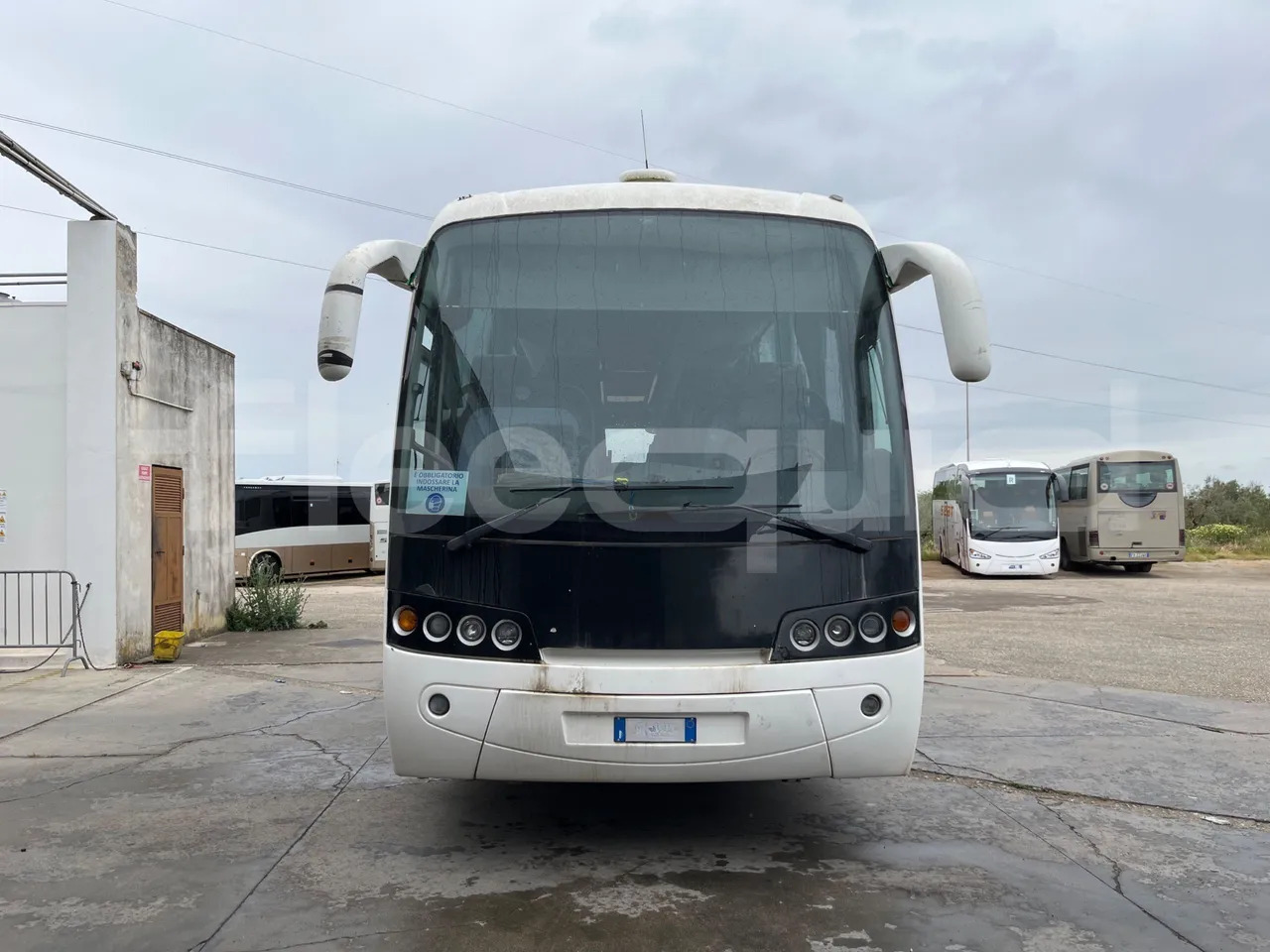 Volvo B12 - Туристически автобус: снимка 2 Volvo B12 - Туристически автобус: снимка 2