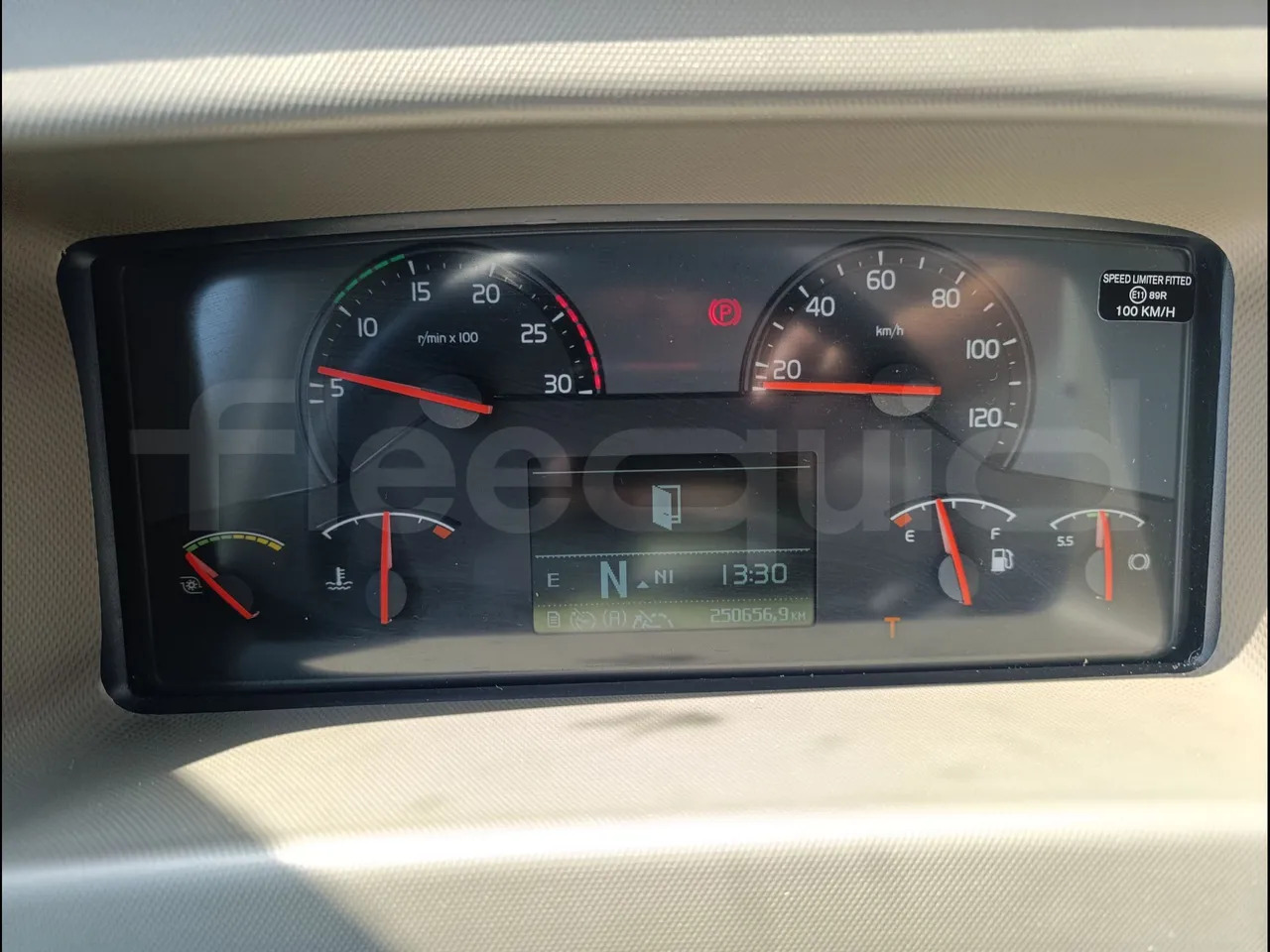 Volvo Sunsundegui - Туристически автобус: снимка 3 Volvo Sunsundegui - Туристически автобус: снимка 3