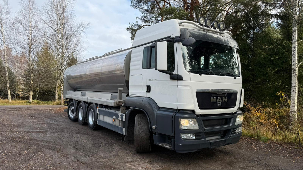 MAN TGS 35.480 8X4-2 TRIDEM Wasser-Tank - Камион цистерна: снимка 1 MAN TGS 35.480 8X4-2 TRIDEM Wasser-Tank - Камион цистерна: снимка 1
