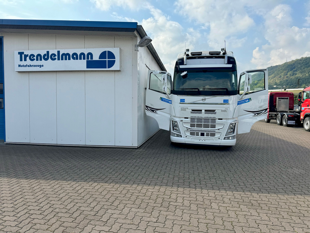 VOLVO Fh-13-540 6x4R - Мултилифт с кука камион: снимка 4 VOLVO Fh-13-540 6x4R - Мултилифт с кука камион: снимка 4