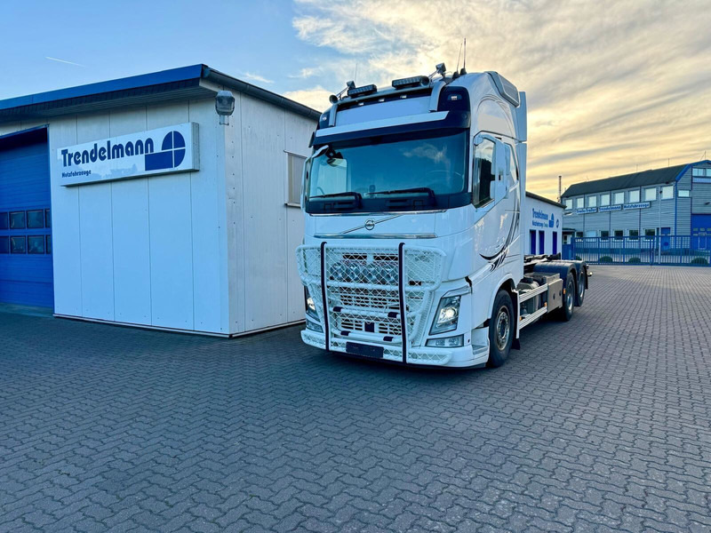 Volvo FH 540 6x4 Liftachse ARK-Hooklift-Funk-Radio-Comand Retarder - Мултилифт с кука камион: снимка 5 Volvo FH 540 6x4 Liftachse ARK-Hooklift-Funk-Radio-Comand Retarder - Мултилифт с кука камион: снимка 5