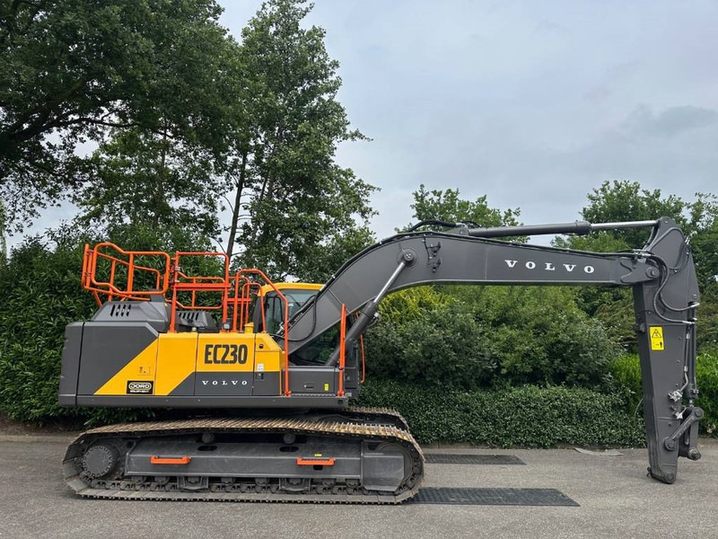 Volvo EC 220 EL - Верижен багер: снимка 5 Volvo EC 220 EL - Верижен багер: снимка 5