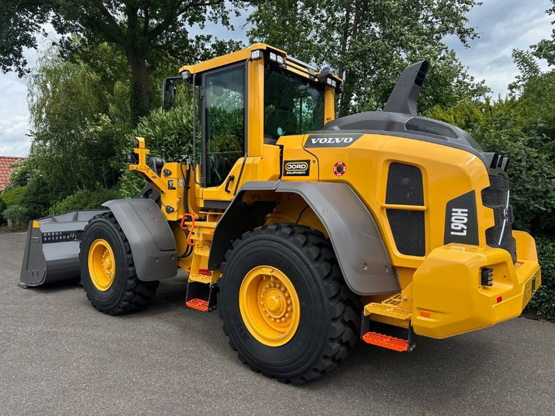 Volvo L 90 H - Колесен товарач: снимка 1 Volvo L 90 H - Колесен товарач: снимка 1