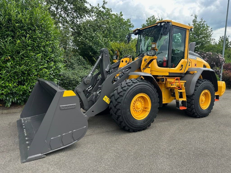 Volvo L 90 H - Колесен товарач: снимка 3 Volvo L 90 H - Колесен товарач: снимка 3