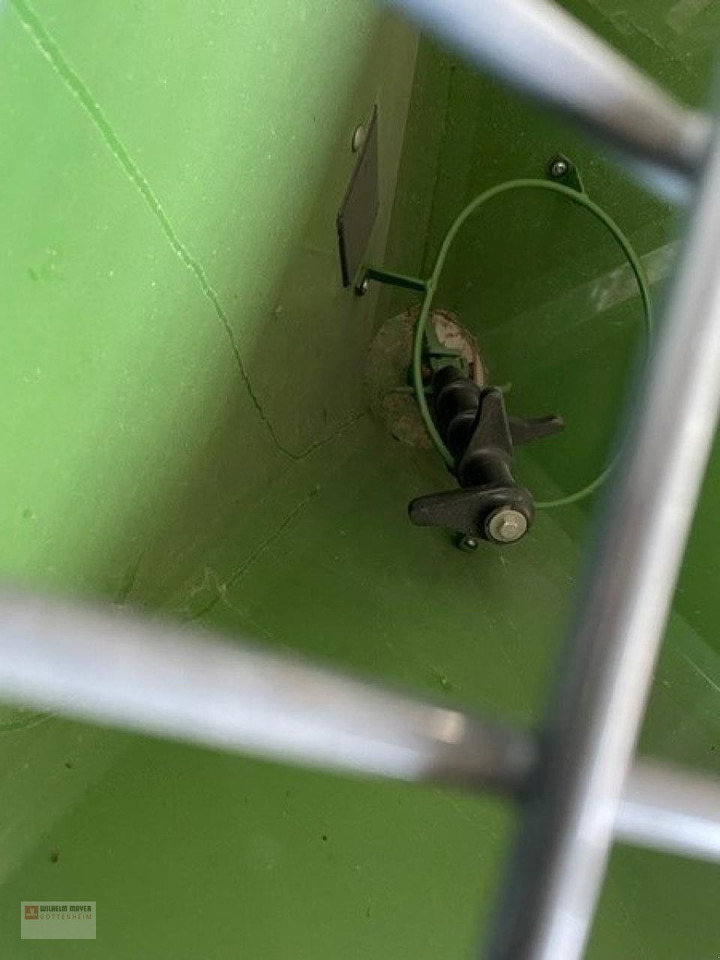 Amazone E+S 751 - GRÜN- WINTERDIENST - Машина за разпръскване на сол/ Пясък: снимка 5 Amazone E+S 751 - GRÜN- WINTERDIENST - Машина за разпръскване на сол/ Пясък: снимка 5